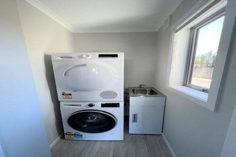 Photo of property in 1/20 Dowding Street, Melville, Hamilton, 3206