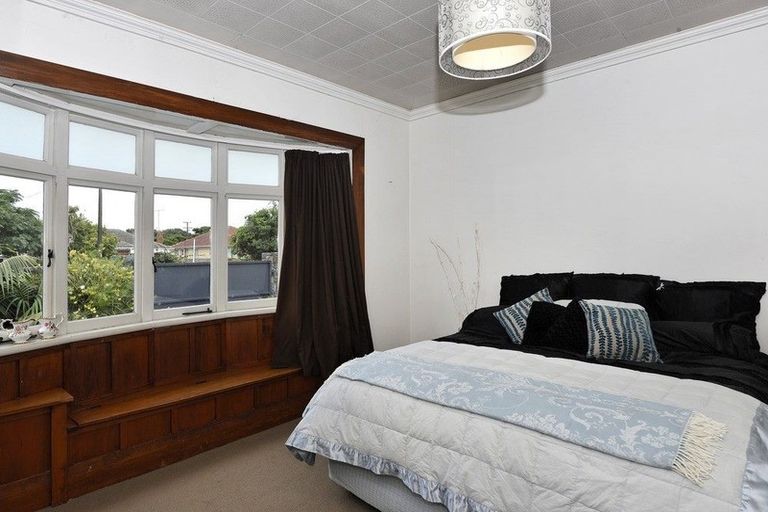 Photo of property in 305 Sandringham Road, Sandringham, Auckland, 1025