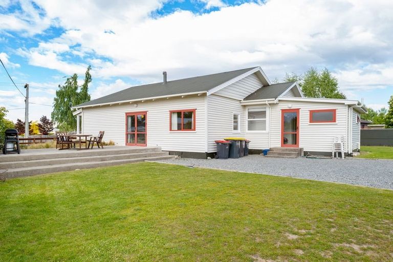 Photo of property in 11 Totara Drive, Twizel, 7901