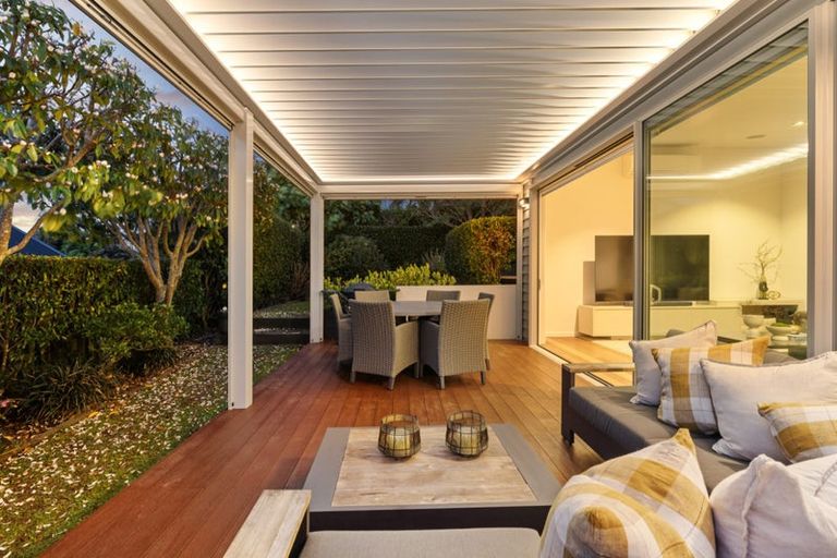 Photo of property in 6 Woolshed Lane, Pukekohe, 2120