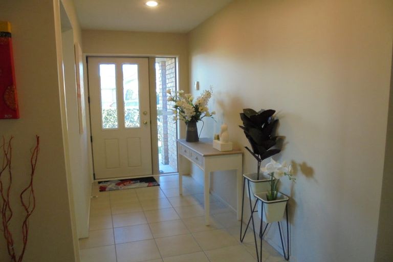 Photo of property in 8 Bibiana Street, Aidanfield, Christchurch, 8025