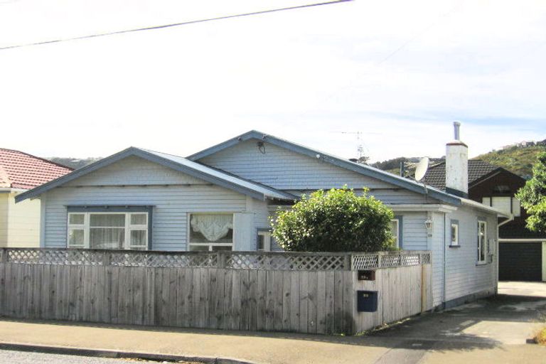 Photo of property in 29 Severn Street, Island Bay, Wellington, 6023