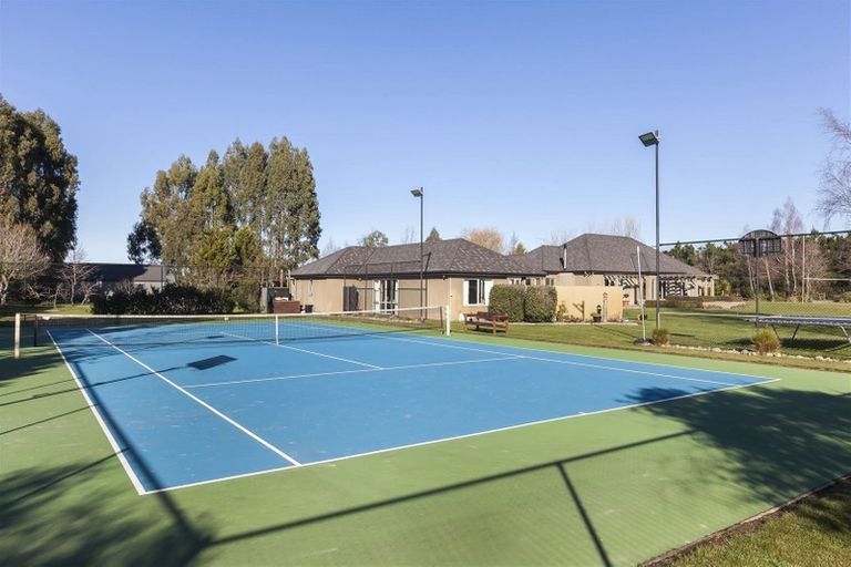 Photo of property in 180 Flaxton Road, Rangiora, 7691