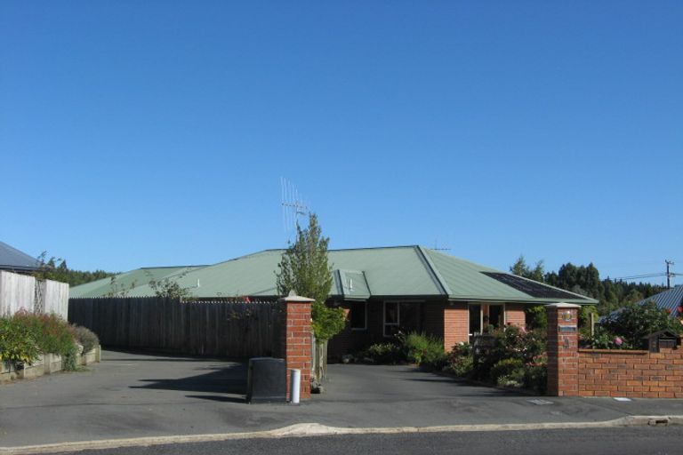 Photo of property in 4 Freeman Close, Abbotsford, Dunedin, 9018