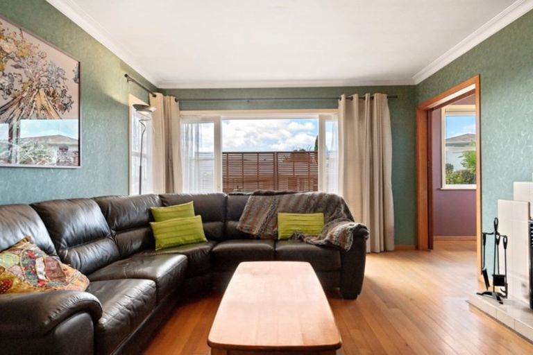 Photo of property in 18 Bristol Avenue, Brookfield, Tauranga, 3110