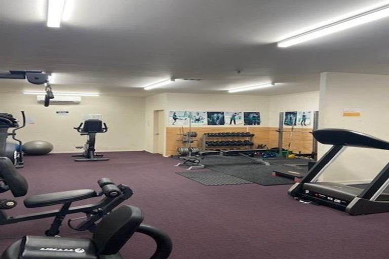 Photo of property in 3/206 Manuka Road, Bayview, Auckland, 0629