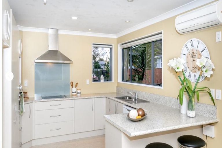 Photo of property in 1042a Heaphy Terrace, Fairfield, Hamilton, 3214