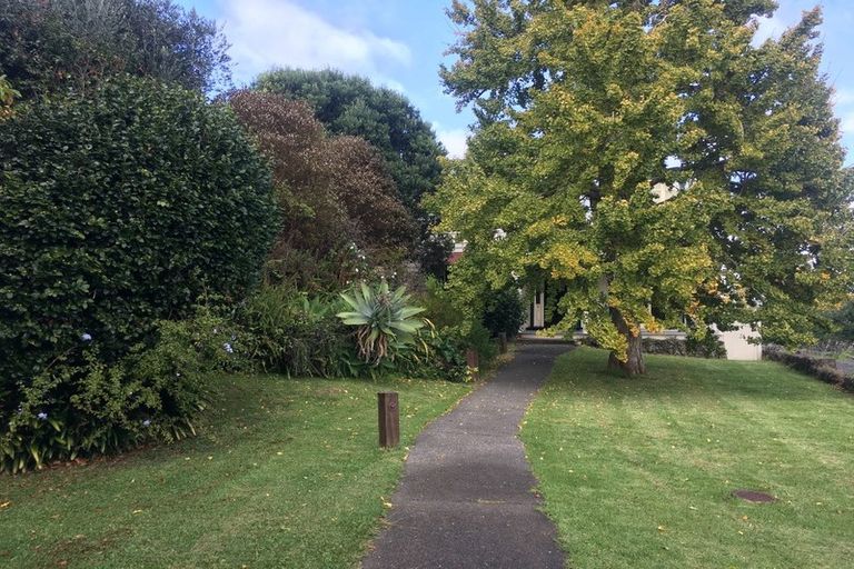 Photo of property in 32 Grange Road, Mount Eden, Auckland, 1024