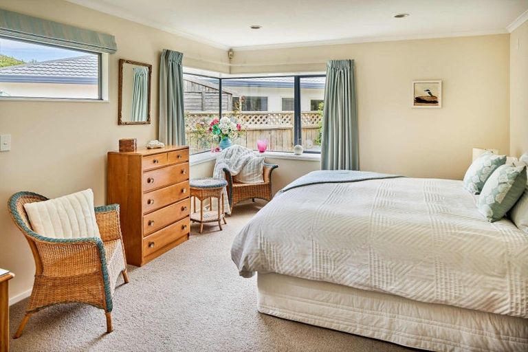 Photo of property in 11 The Masthead, Whitby, Porirua, 5024