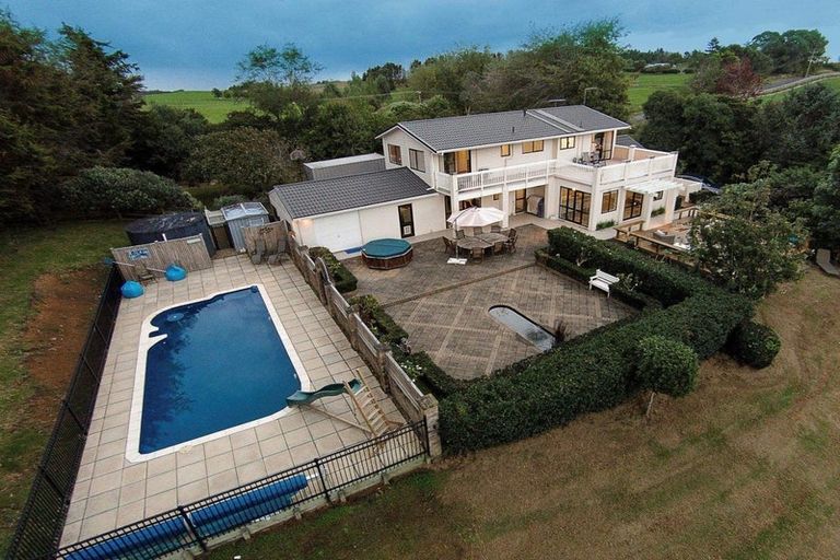 Photo of property in 79 Bungard Road, Karaka, Papakura, 2580