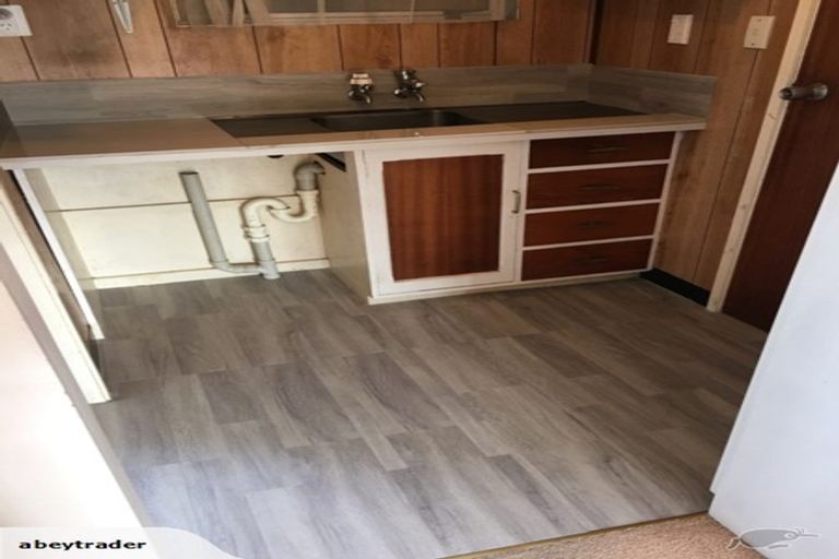 Photo of property in 150a Dowse Drive, Maungaraki, Lower Hutt, 5010