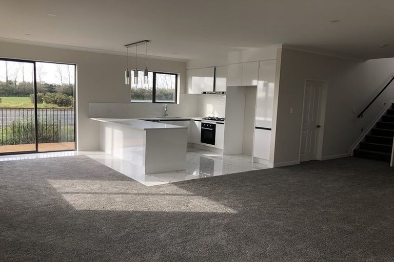 Photo of property in 41 Sapwood Crescent, Takanini, 2110