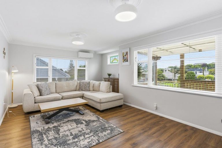 Photo of property in 29 Kawiu Road, Levin, 5510
