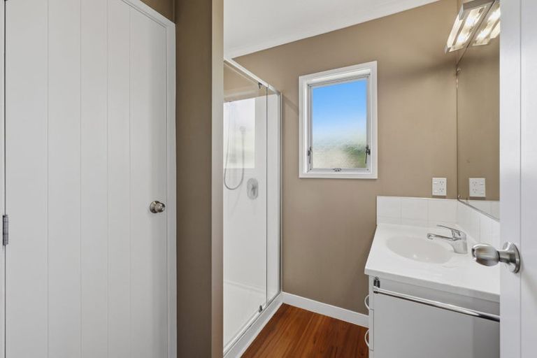 Photo of property in 47 Taihiki Road, Clarks Beach, 2122