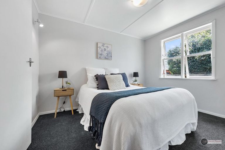 Photo of property in 184 Taita Drive, Avalon, Lower Hutt, 5011