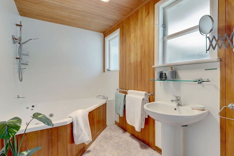 Photo of property in 126 Dimock Street, Titahi Bay, Porirua, 5022