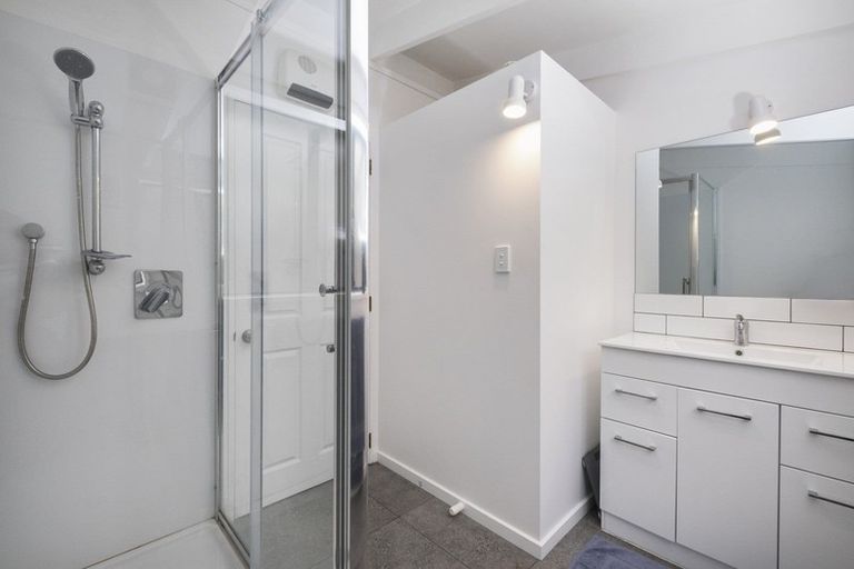 Photo of property in 73b Grosvenor Street, Kensington, Dunedin, 9011