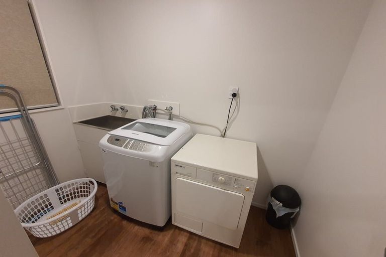 Photo of property in 30 Satara Crescent, Khandallah, Wellington, 6035