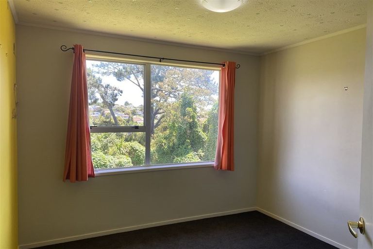 Photo of property in 13 Adam Sunde Place, Glen Eden, Auckland, 0602