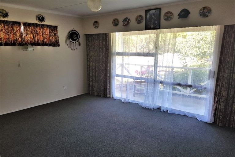 Photo of property in 53 Honi Taipua Street, Manakau, Levin, 5573