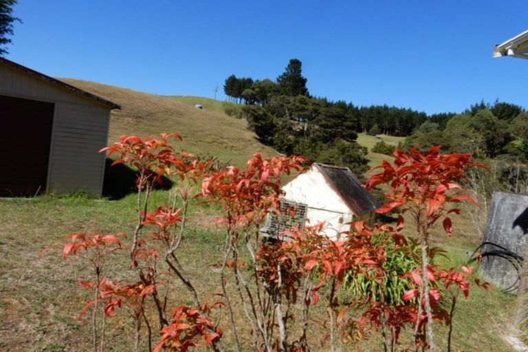 Photo of property in 96 Corlett Road, Tauhoa, Wellsford, 0973