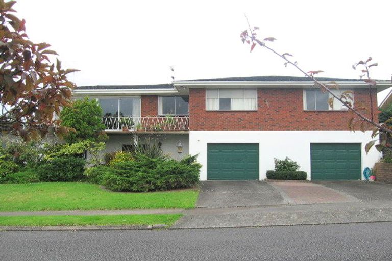 Photo of property in 7 Treeway, Sunnyhills, Auckland, 2010