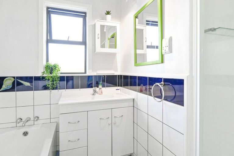 Photo of property in 818 Clive Street, Akina, Hastings, 4122