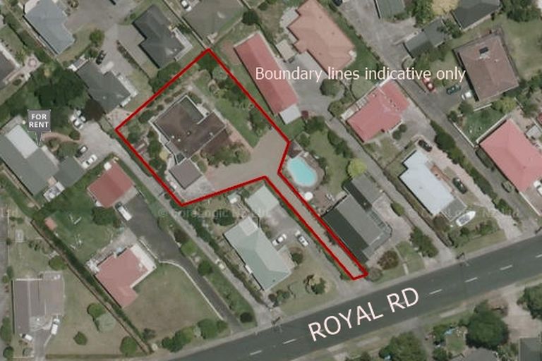 Photo of property in 202 Royal Road, Massey, Auckland, 0614