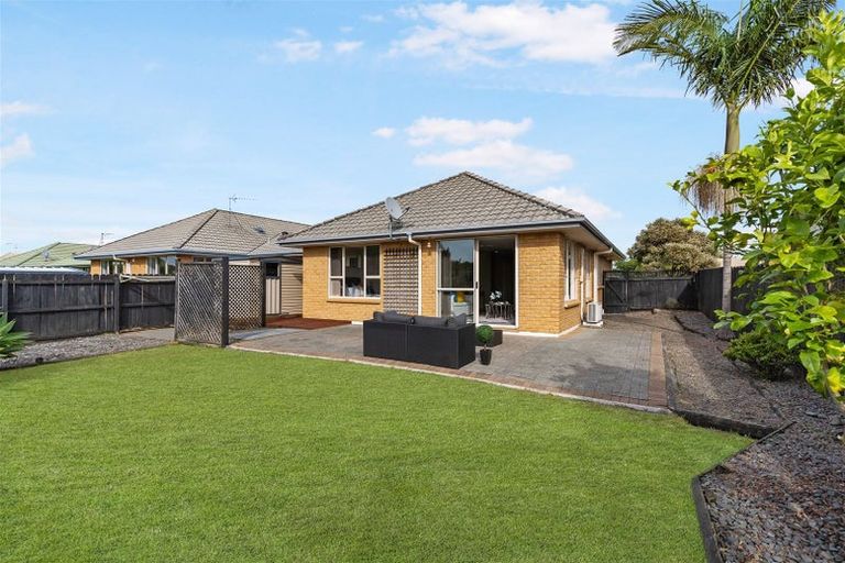 Photo of property in 57 Fernbrook Close, Burswood, Auckland, 2013