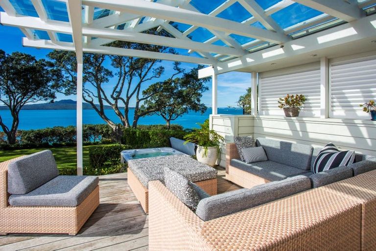 Photo of property in 24 Hamana Street, Narrow Neck, Auckland, 0622