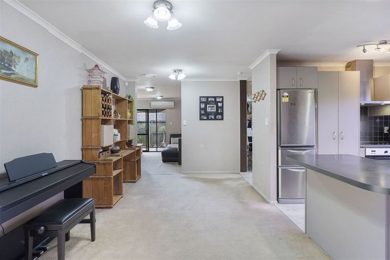 Photo of property in 141f Alfriston Road, Manurewa, Auckland, 2105