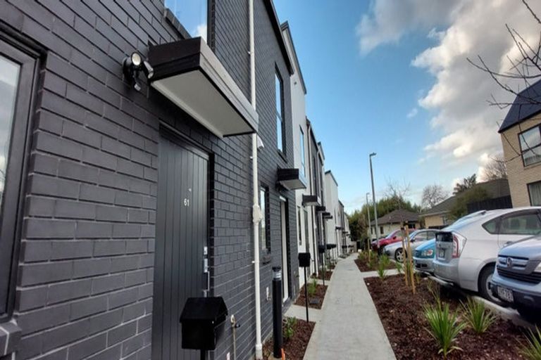 Photo of property in 2/125b Metcalfe Road, Ranui, Auckland, 0612