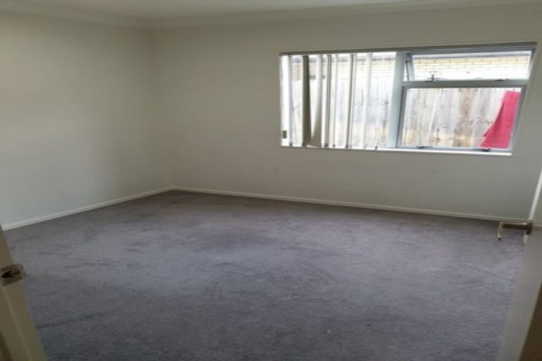 Photo of property in 10 Bushpark Place, Flat Bush, Auckland, 2016