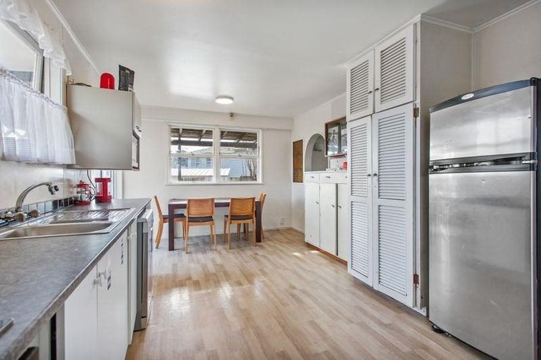 Photo of property in 8 Lympne Lane, Mangere, Auckland, 2022