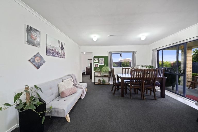 Photo of property in 45 Nicholas Gibbons Drive, Clendon Park, Auckland, 2103