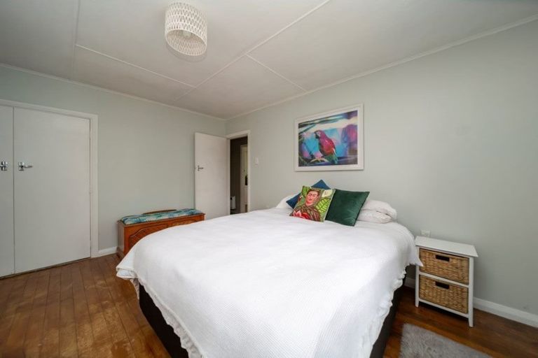 Photo of property in 182 Brooklands Road, Vogeltown, New Plymouth, 4310