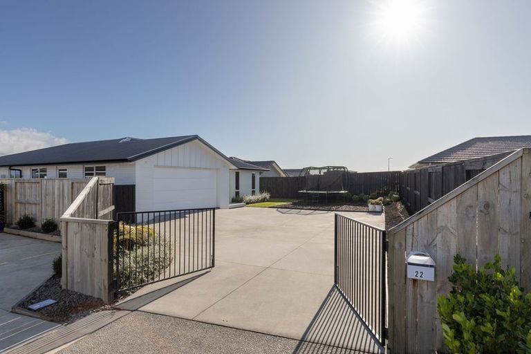 Photo of property in 22 Kahawai Place, Omokoroa, 3114
