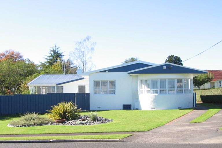 Photo of property in 11 Cambridge Street, Putaruru, 3411
