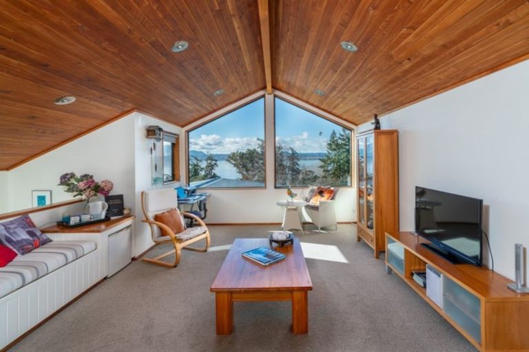 Photo of property in 22 Ewing Grove, Acacia Bay, Taupo, 3330