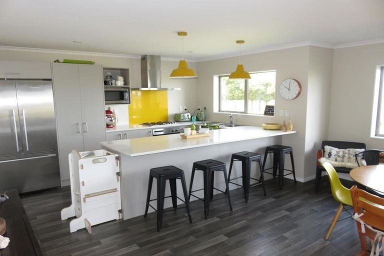 Photo of property in 30b Havana Rise, Grenada Village, Wellington, 6037