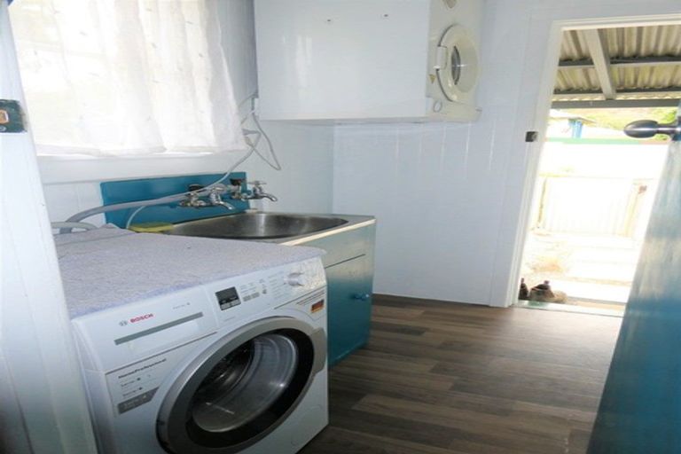 Photo of property in 77 Church Street, Reefton, 7830