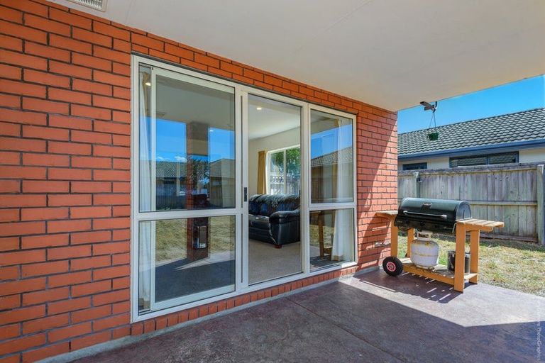 Photo of property in 56 Beach Road, North New Brighton, Christchurch, 8083