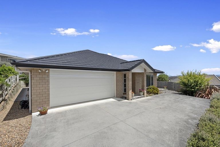 Photo of property in 79 Rototuna Road, Rototuna, Hamilton, 3210