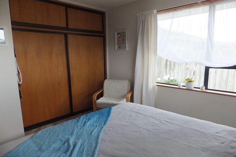 Photo of property in 3 Regency Crescent, Redwood, Christchurch, 8051