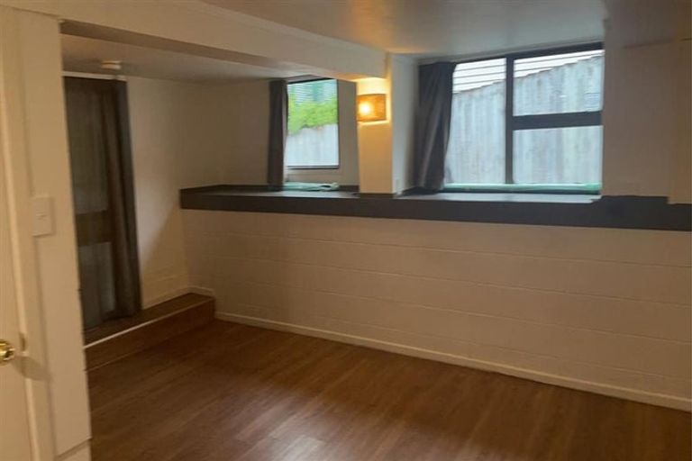 Photo of property in 209a Sturges Road, Henderson, Auckland, 0612