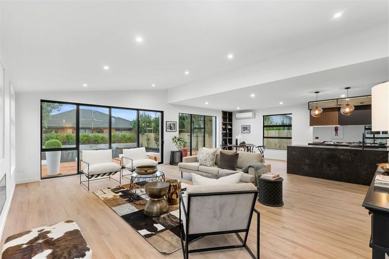 Photo of property in 49b Jeffreys Road, Bryndwr, Christchurch, 8052