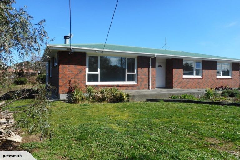 Photo of property in 24 Titoki Road, Raumati Beach, Paraparaumu, 5032