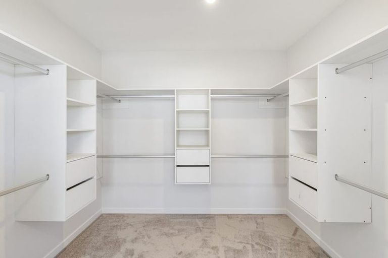 Photo of property in 20 Baumea Rise, Massey, Auckland, 0614