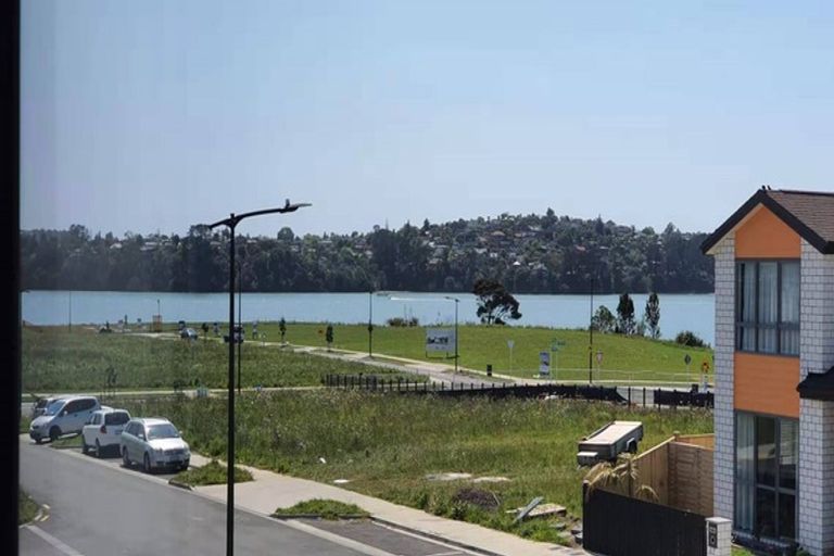 Photo of property in 44 Turret Lane, Hobsonville, Auckland, 0616