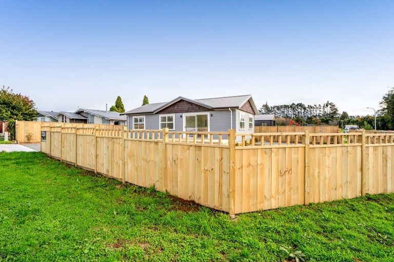 Photo of property in 1 Horoeka Street, Inglewood, 4330